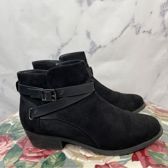 CARLOS by Carlos Santana | Black “Boston” Booties | 8 1/2 - Picture 3 of 10